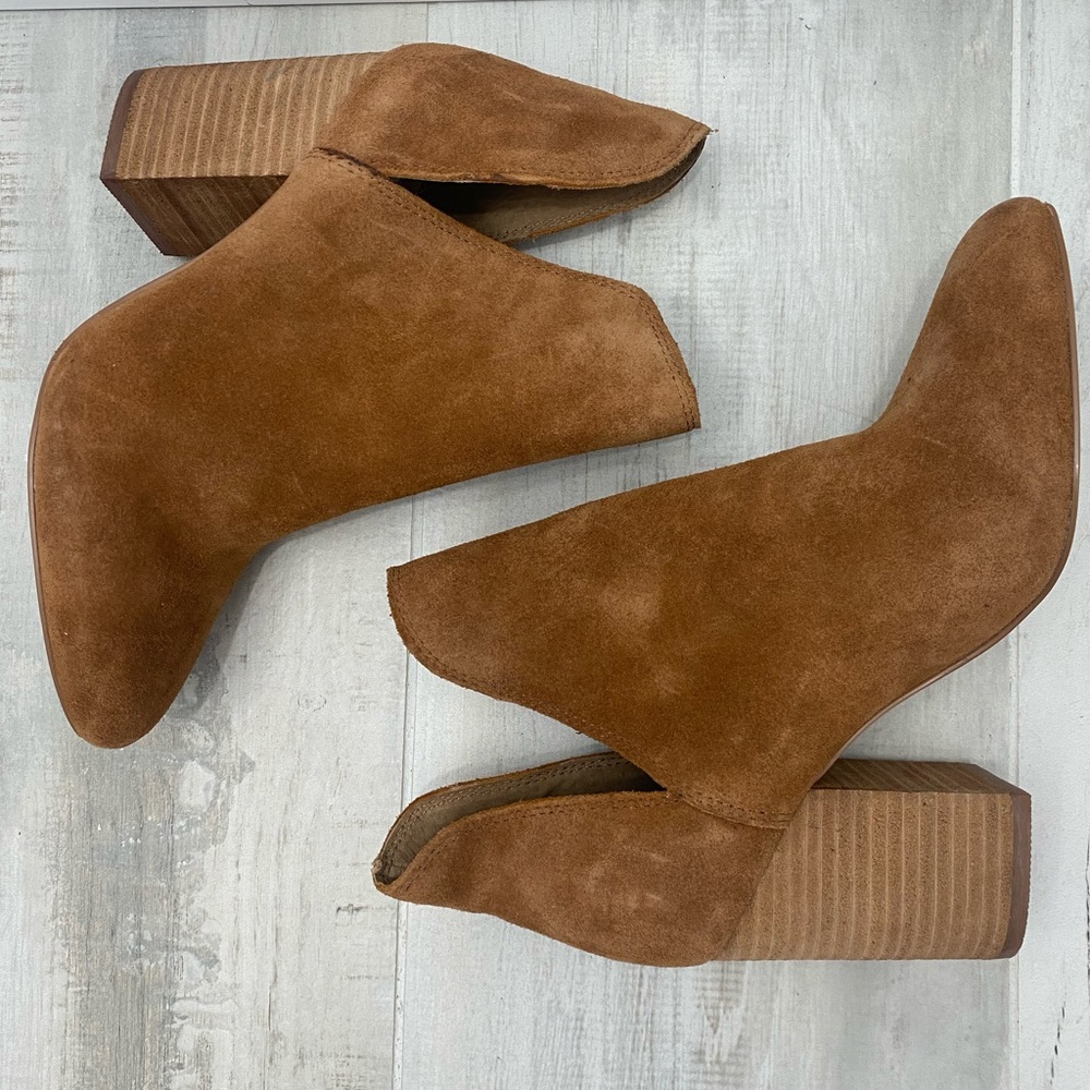 New Steve Madden Rookie Booties Size 7